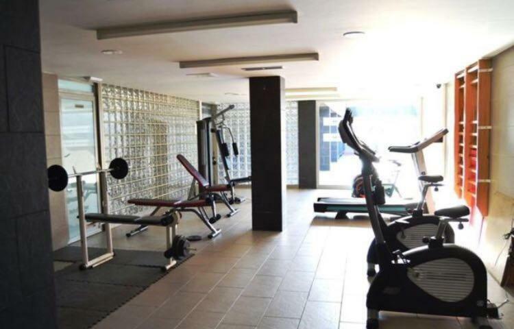 Apartamento Lujo, Primera Linea Playa, Garaje, Wifi, Piscina Climatizada Roquetas de Mar Extérieur photo
